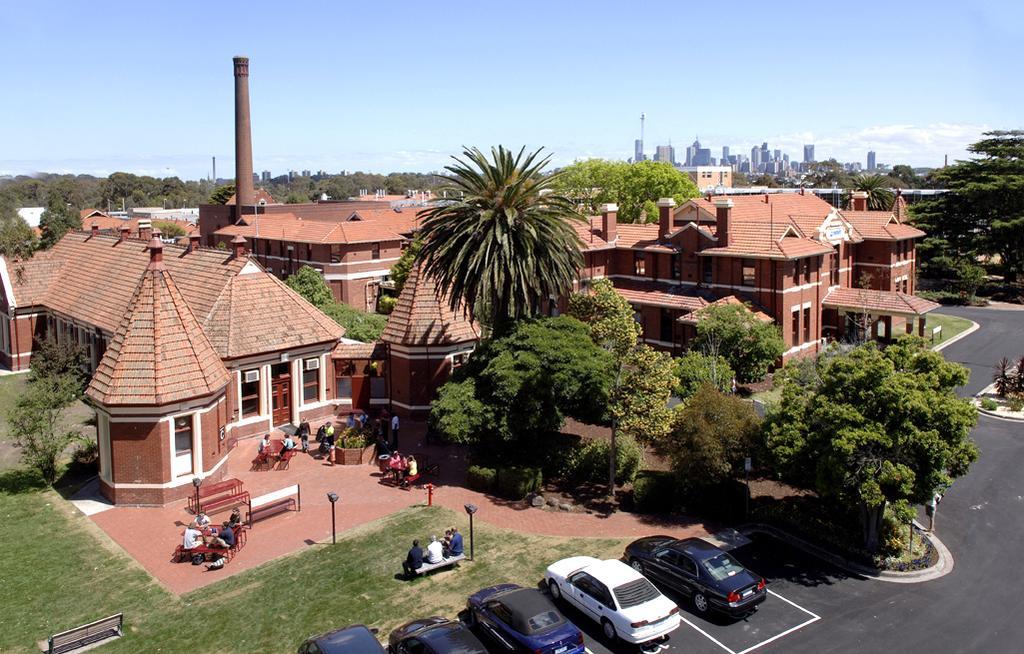 Hostel Yarra House Melbourne City Exterior foto
