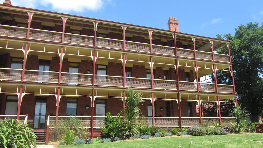 Hostel Yarra House Melbourne City Exterior foto